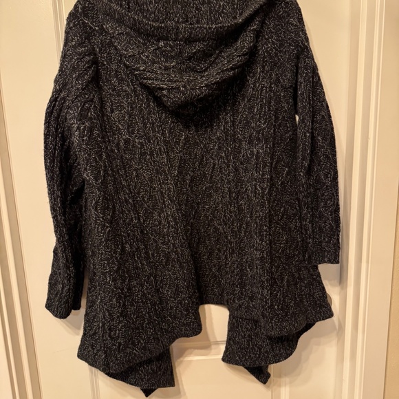 TORRID Hooded Waterfall Cardigan | Marled Black/Gray | Size 1 (14/16) - Picture 3 of 6